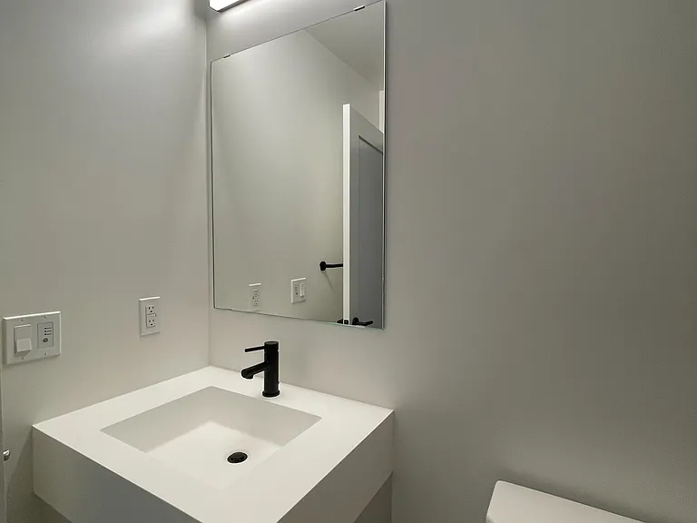 280 Dundas St W #2713 — Photo 14