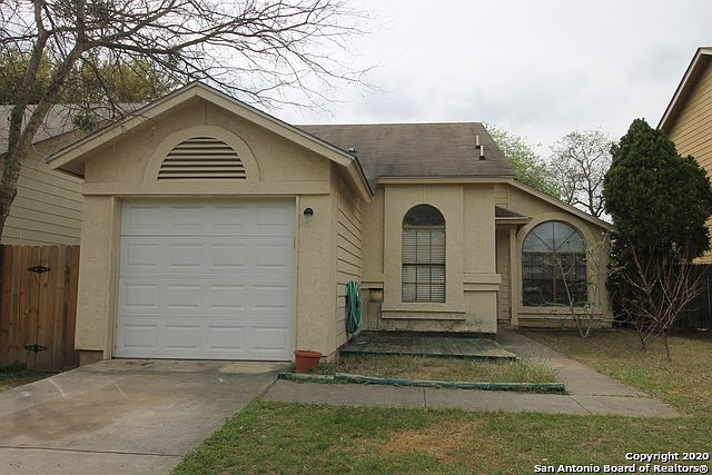 1st image of 6347 Village Arbor