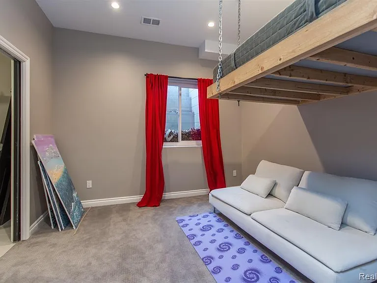 1265 Old Colony Ln — Photo 10