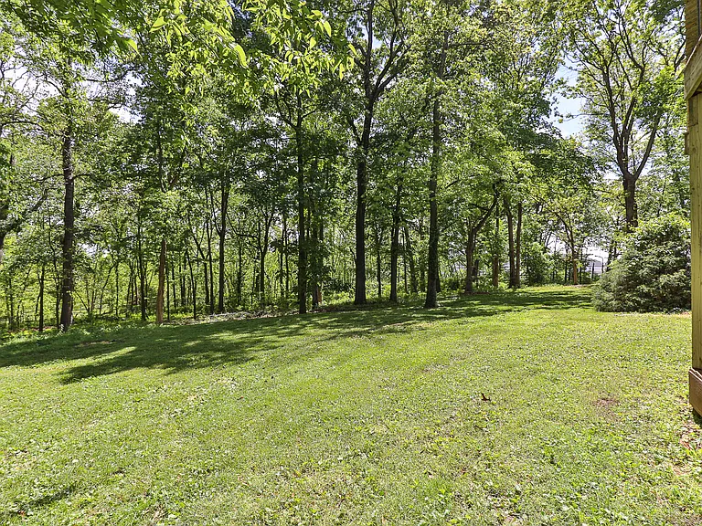 1360 North Rd — Photo 84