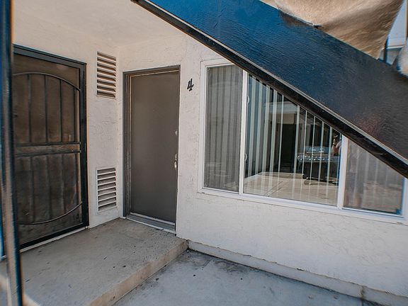 5th image of 3670 43rd St APT 4