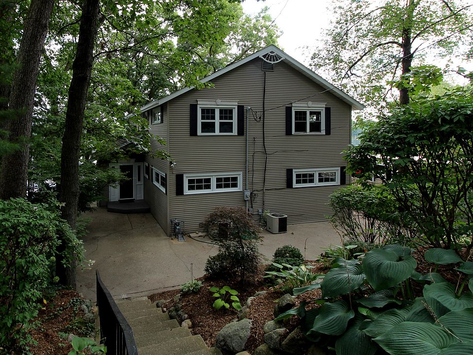 1st image of 642 E Sylvan Dr