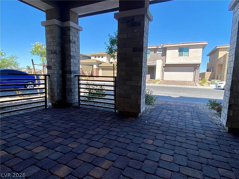 463 Morro Strand Ave — Photo 4
