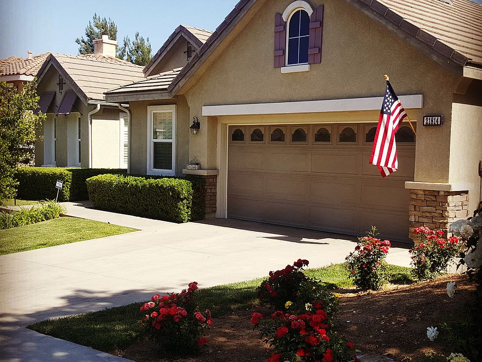 1st image of 21814 Taylor Ct