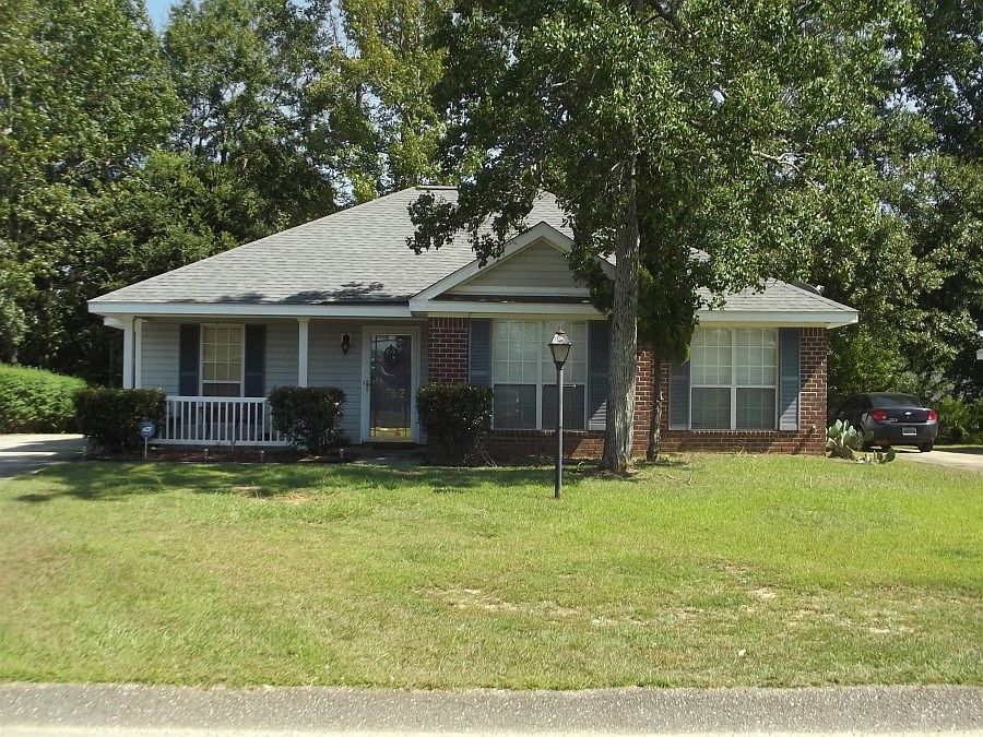 1st image of 1792 Woodmont Dr