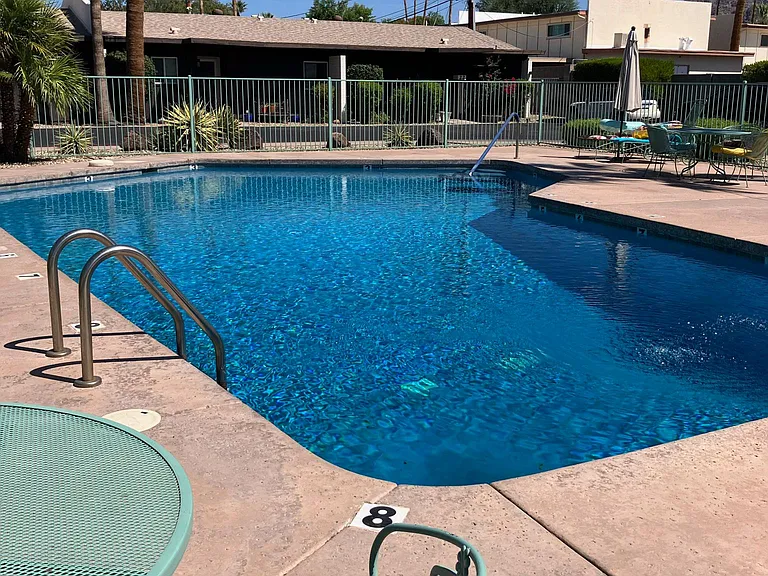 1450 E Bethany Home Rd #13 — Photo 9