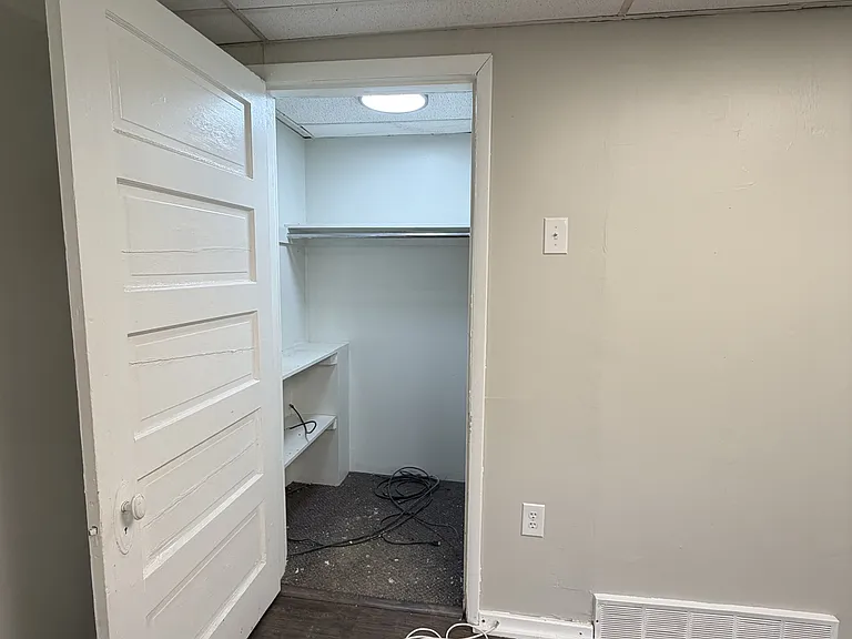 200 Alries St #2 — Photo 4