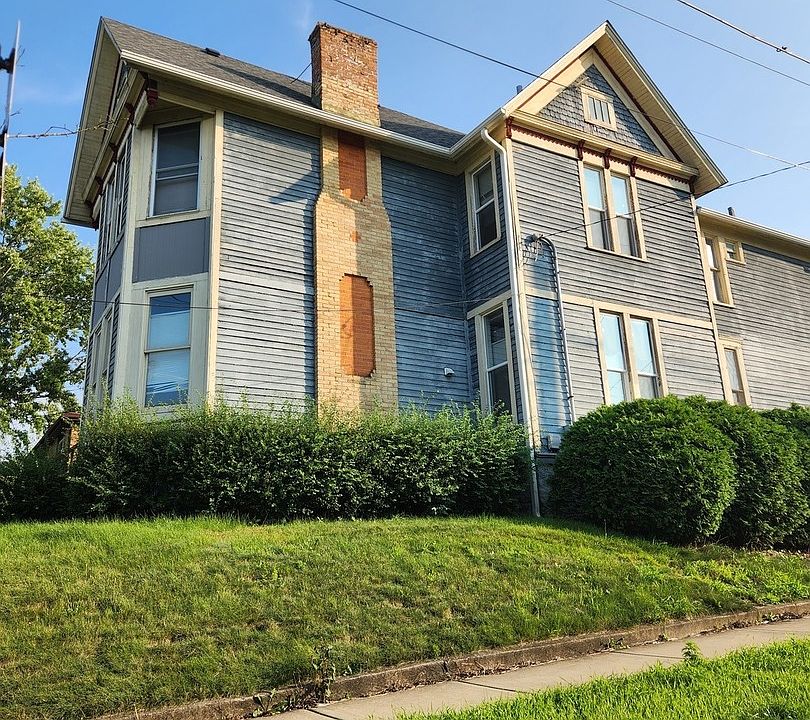 Building Photo 4