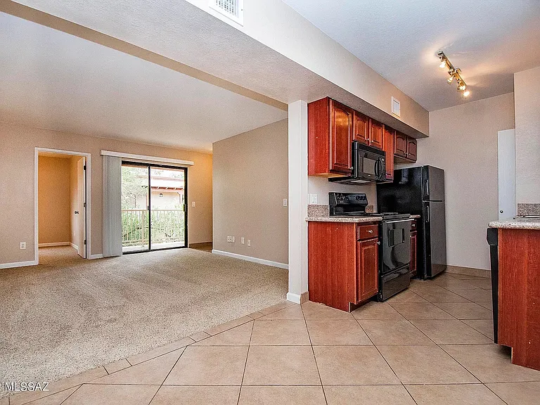 3357 N Country Club Rd #12 — Photo 2