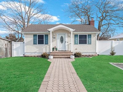 27 Denton Street, Patchogue, NY, 11772