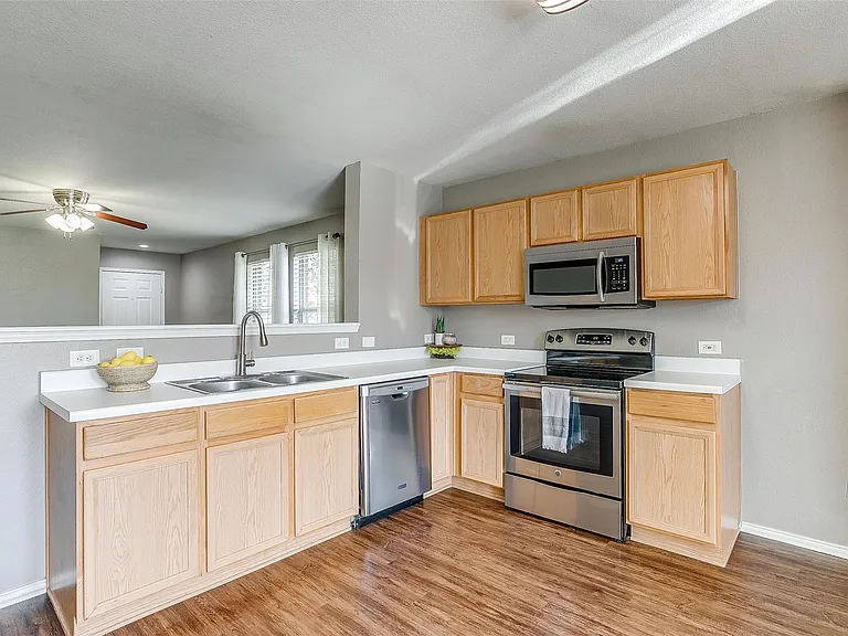 12609 Azure Heights Pl — Photo 5