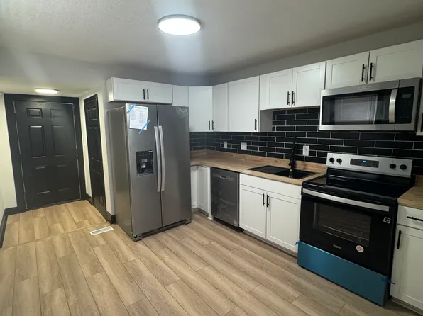 643 Rolfe St, Hampton, VA 23661