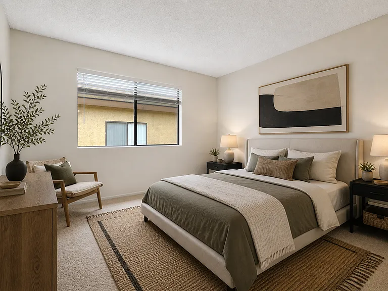 Monrovia Villas Apartments — Photo 18