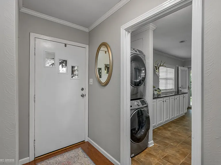 3727 Greenway Pl — Photo 4