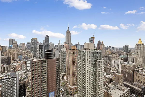 Sold by Compass | media 4