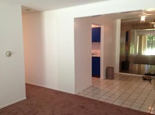 3050 Sanlin Dr, Coraopolis, PA 15108