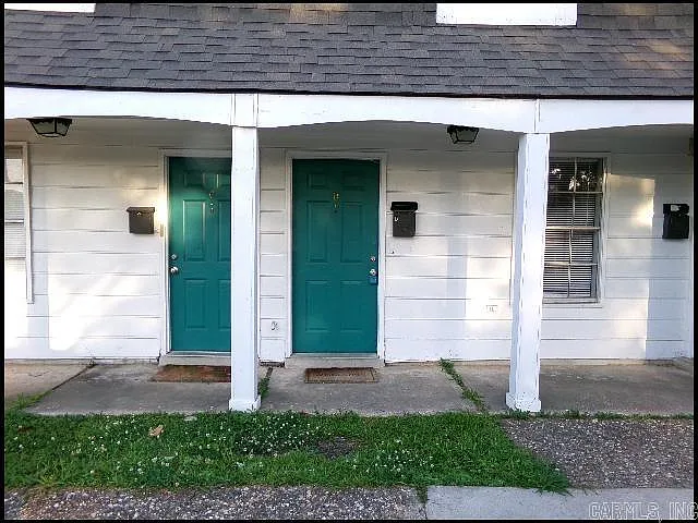 Building Photo - 101 Ellis Dr #D