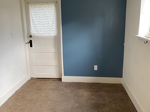 4th image of 4010B 48th Ave S #B