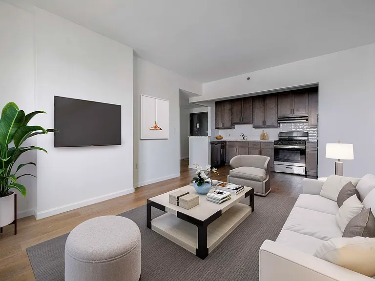 230 W 126th St #20E — Photo 3