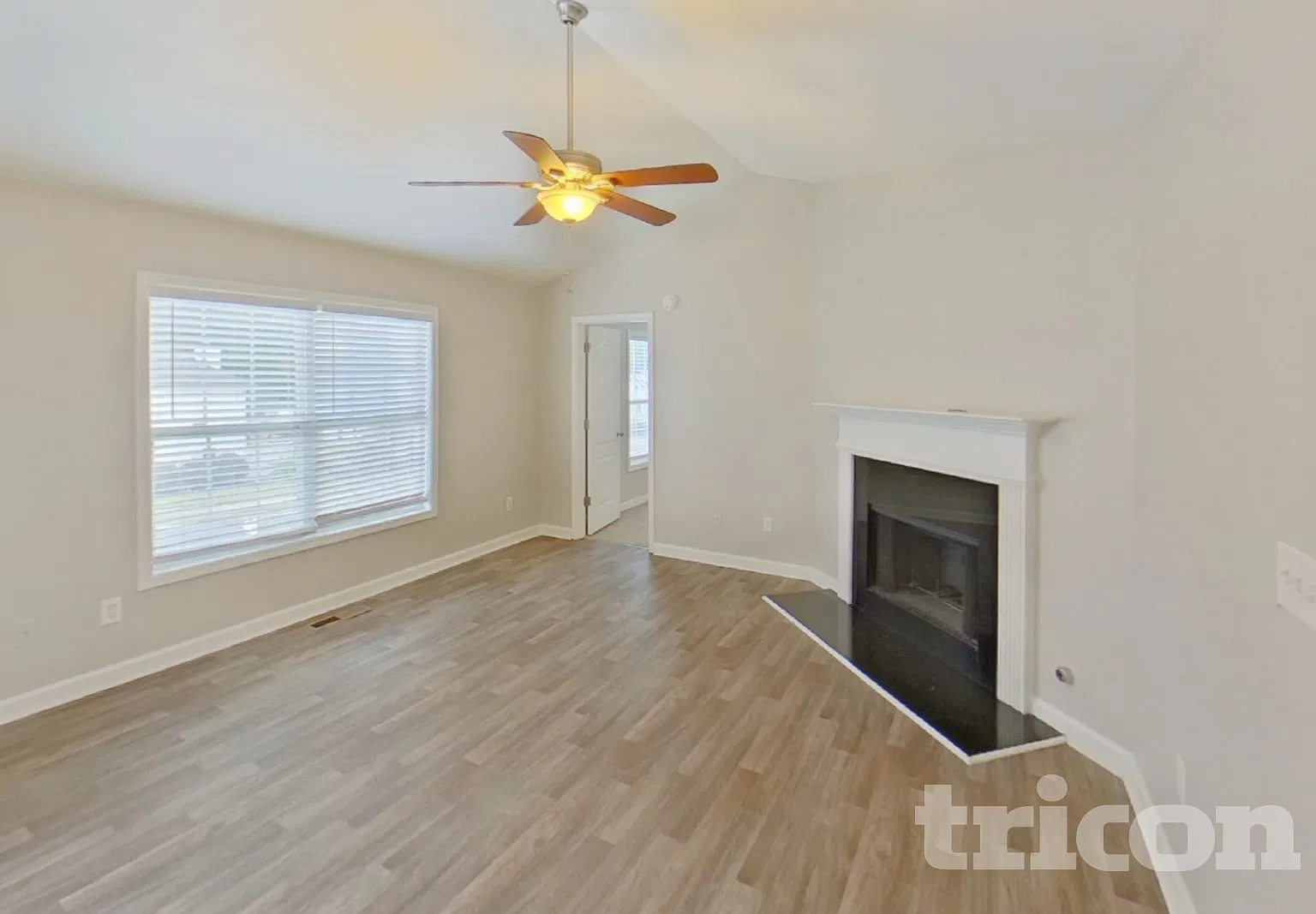 6345 Queensdale Drive Douglasville GA — Photo 2