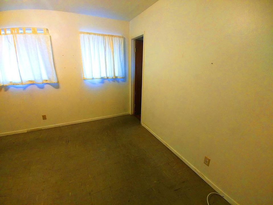 2nd image of 15708 Avalon St