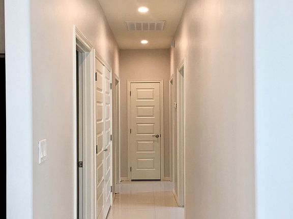 3rd image of 2905 Javalina Ave APT 2