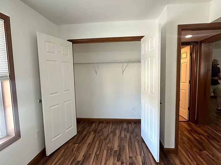 Beautiful Apartment Near Campus — Photo 18