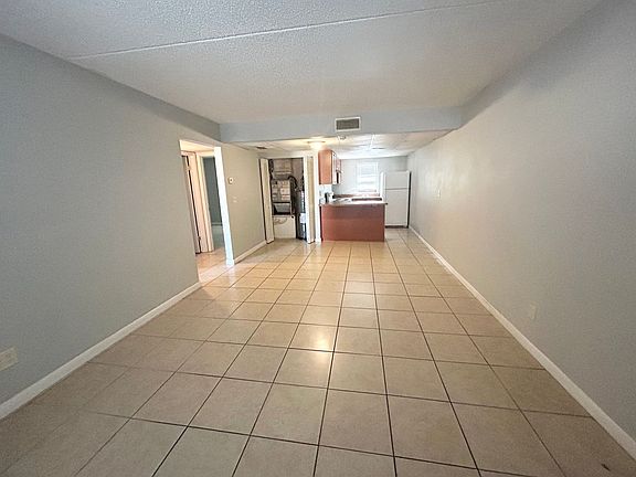 2nd image of 1229 Kennedy Rd APT 71