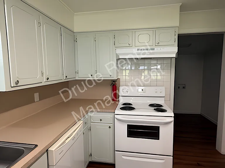 30121 Julia St — Photo 16