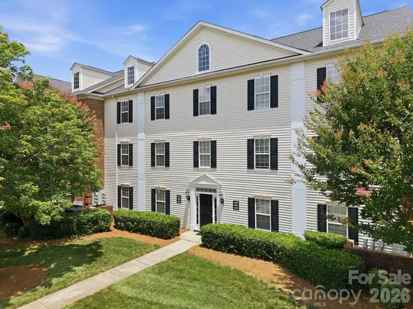 4010 Town Center Rd, Harrisburg, NC 28075