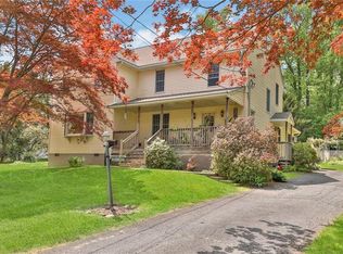 42 Stephens Rd, Tappan, NY 10983