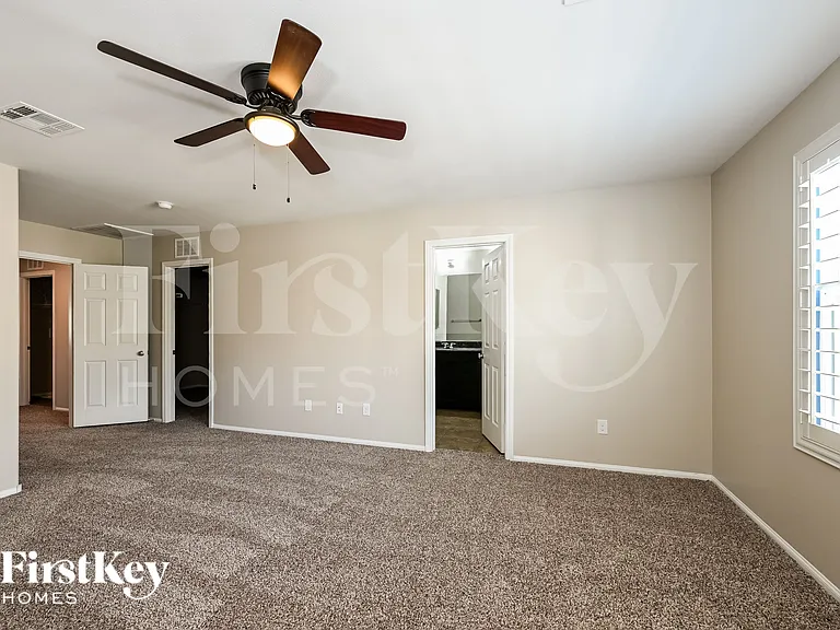 11060 Camden Bay St — Photo 11