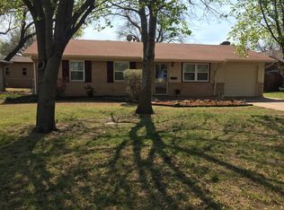 612 W Purnell Rd, Lewisville, TX 75067