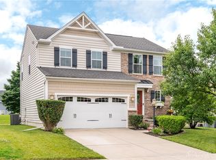 3160 Coneflower Dr, Tipp City, OH 45371