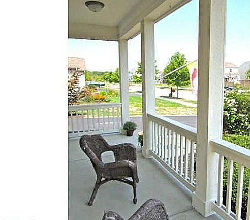 3rd image of 311 Stonhope Dr