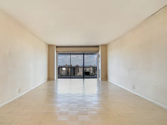 Sold by Sotheby's International Realty | media 7