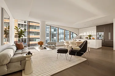 520 West 28th Street, #18