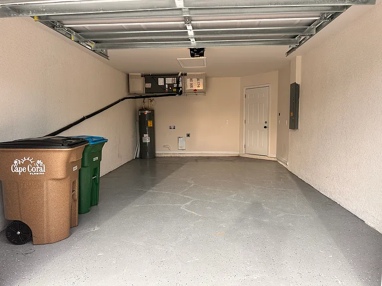 1010 NE 15th Ln — Photo 17