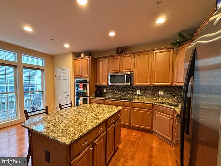 8006 Reserve Way — Photo 15