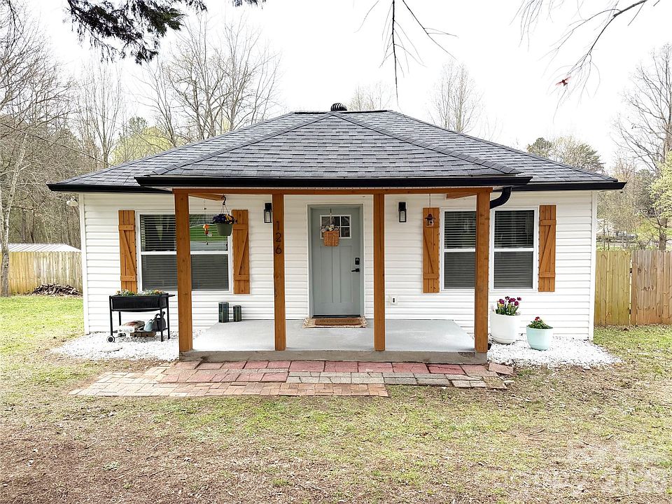 1st image of 126 Laura Rd