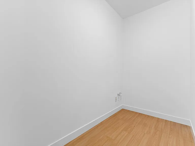 1050 Smithe St #1205 — Photo 19