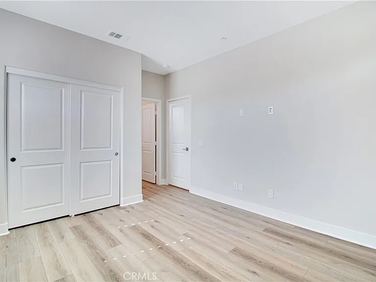 27031 California Ct — Photo 28
