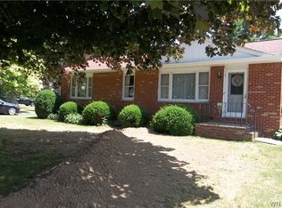 3920 Lockport Rd, Sanborn, NY 14132