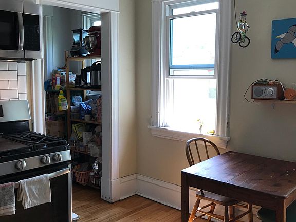 5th image of 2118 Grand St NE #2