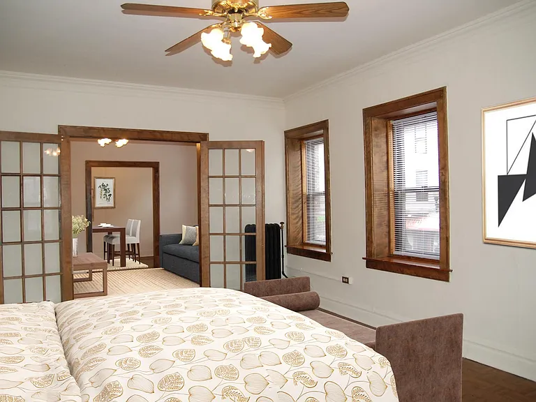 553 West Oakdale Avenue — Photo 22