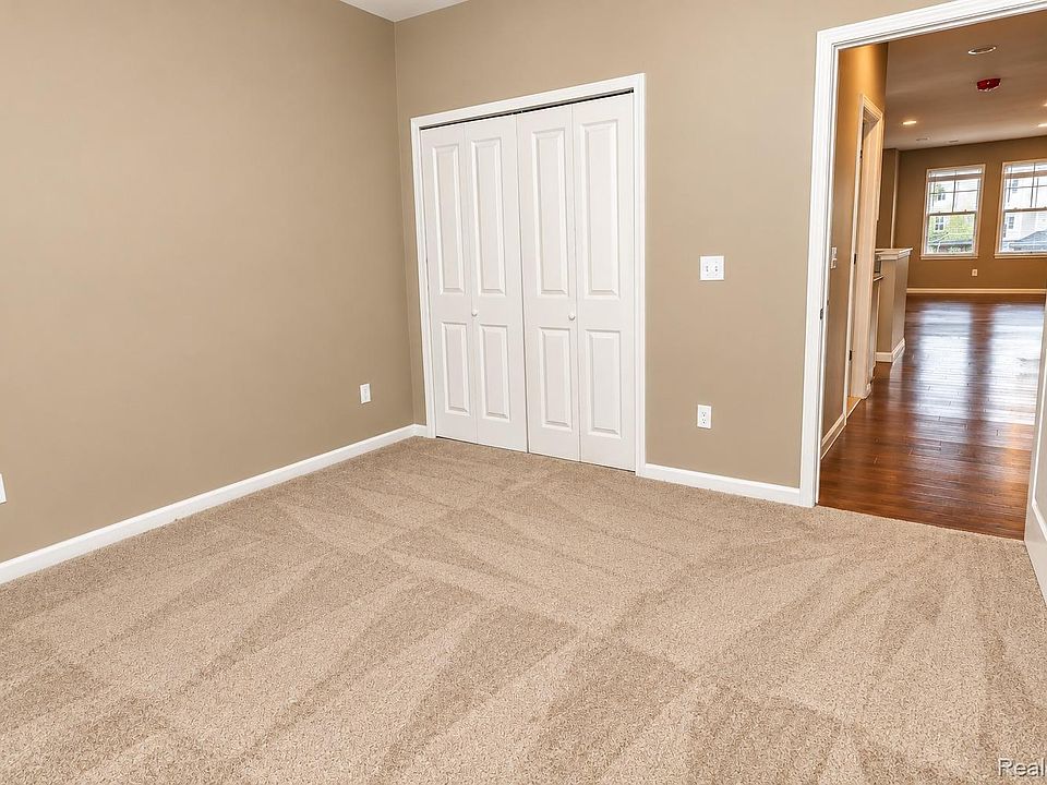 403 Legato Dr, photo 3