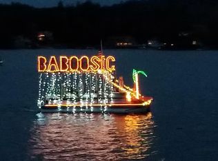 45 Embankment Rd, Amherst, NH 03031