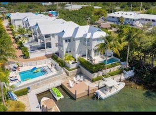 81906 Overseas Hwy, Upper Matecumbe Key, FL 33036