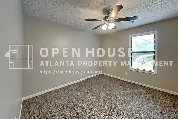 815 Riverstone Ln — Photo 30