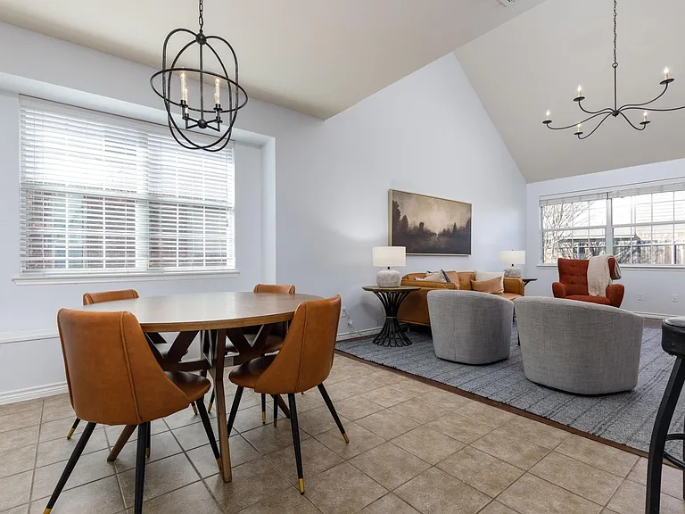 5904 Silver Buckle Dr — Photo 4